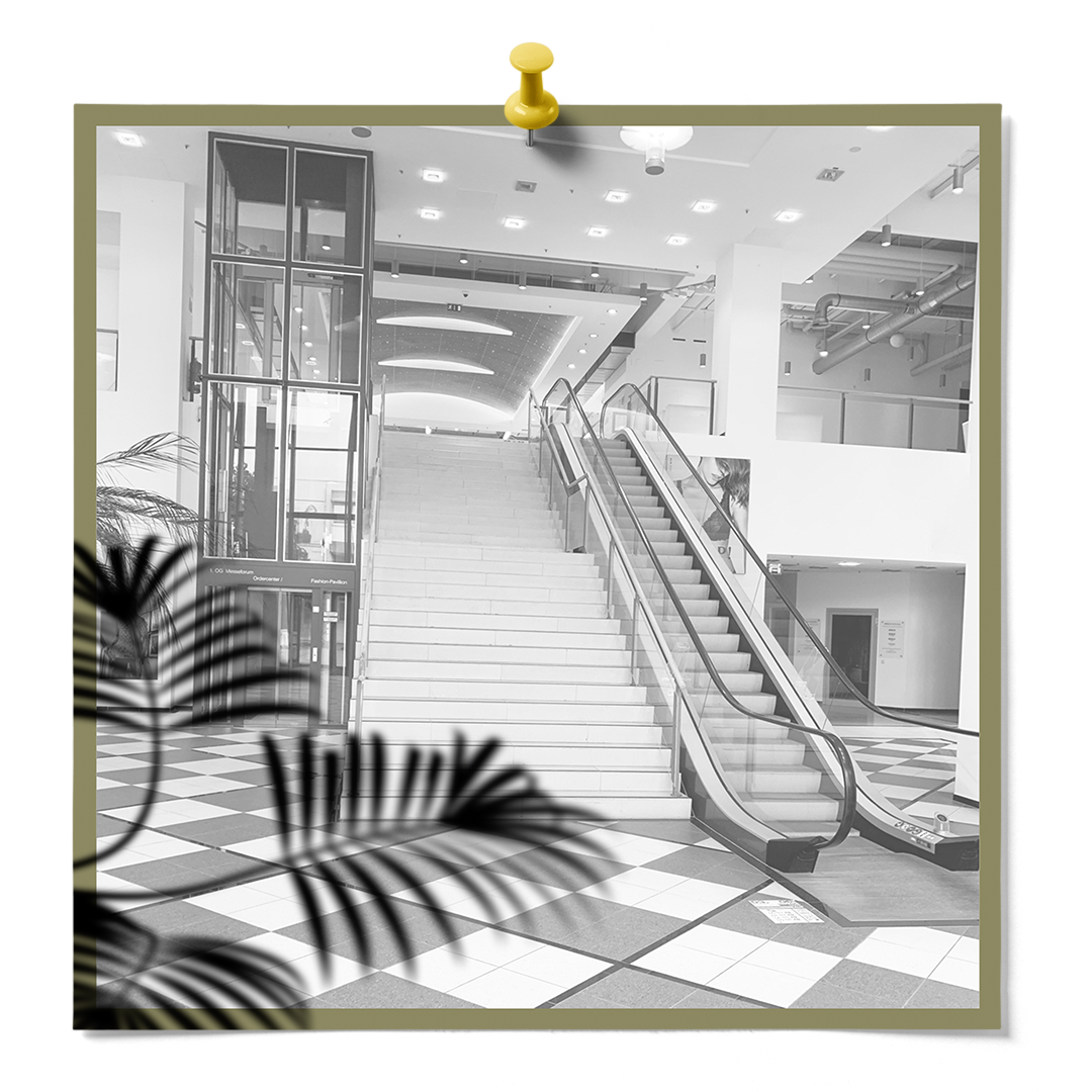 Eingang MTC – Kreative Trainings im KREATIVSTUDIO München Eingangsbereich im MTC München als Ort für kreative Trainings im KREATIVSTUDIO München